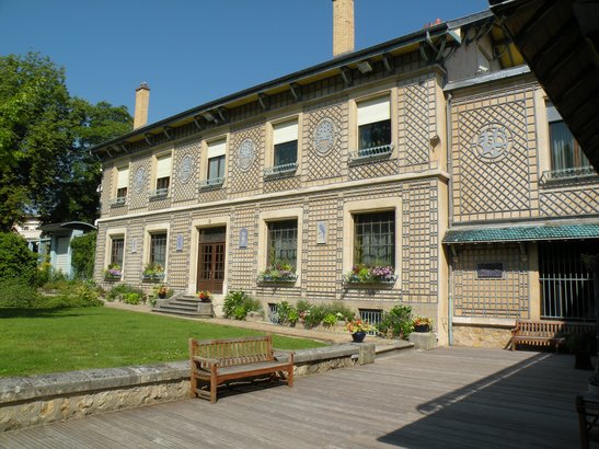  façade sur jardins du Musée de l'Ecole de Nancy